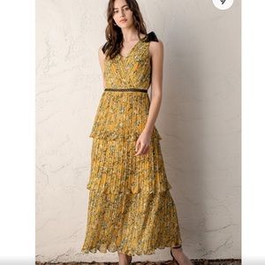 NWT Lulus Such Sophistication Yellow Floral Print Pleated Maxi Dress